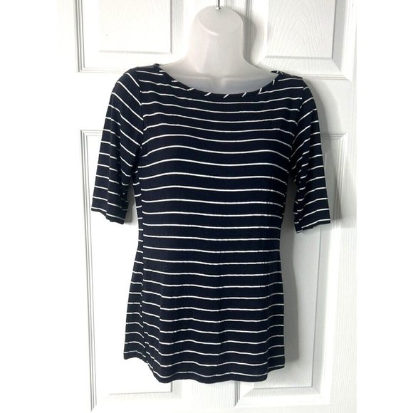 Women's Clothing Bundle: White Jeans & Assorted Tops - Size M/S/P - Picture 11 of 16